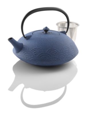Kisa Wave Cast Iron Teapot